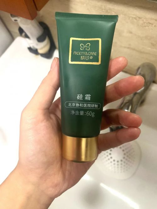 大排行测评解析十款精品必备好物分享OG真人平台2024国货护手霜十(图2)