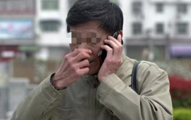 了八万去旅游妻子埋怨我也难以理解OG真人退休后父母放飞自我过年花(图2)